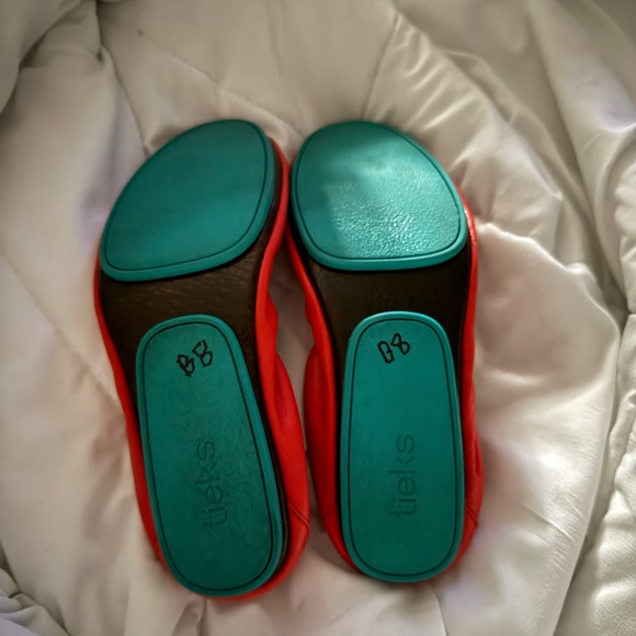 Tieks Coral Size 8 - Picture 5 of 6